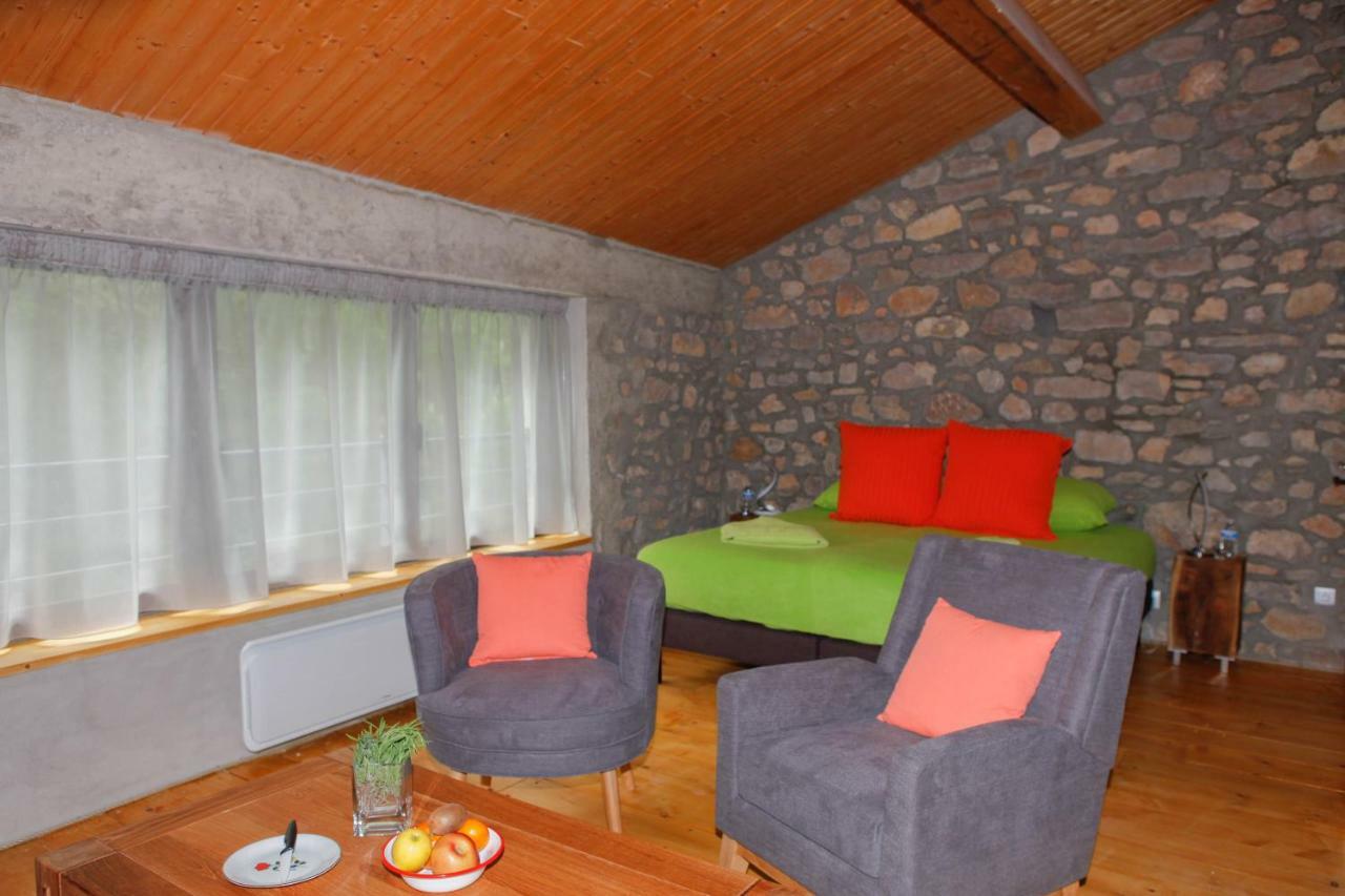 Bed and Breakfast Moulin D'Entre Les Roches Puivert Exteriér fotografie